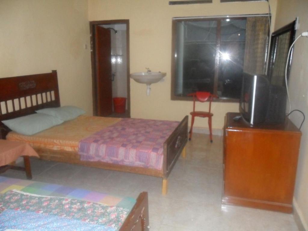 Hotel Sentral Pabean Buleleng Екстериор снимка